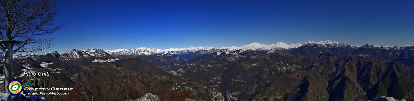 36 Panoramica dal Monte Zucco.jpg
